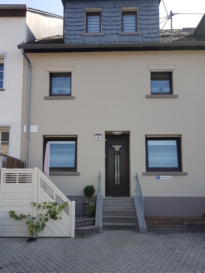 Familie Jonas Apartman Schweich Kültér fotó